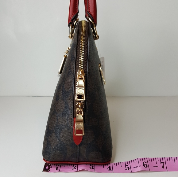 Coach signature leather crossbody bag. - Picture 3 of 10